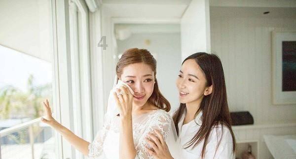 女孩的时装封面